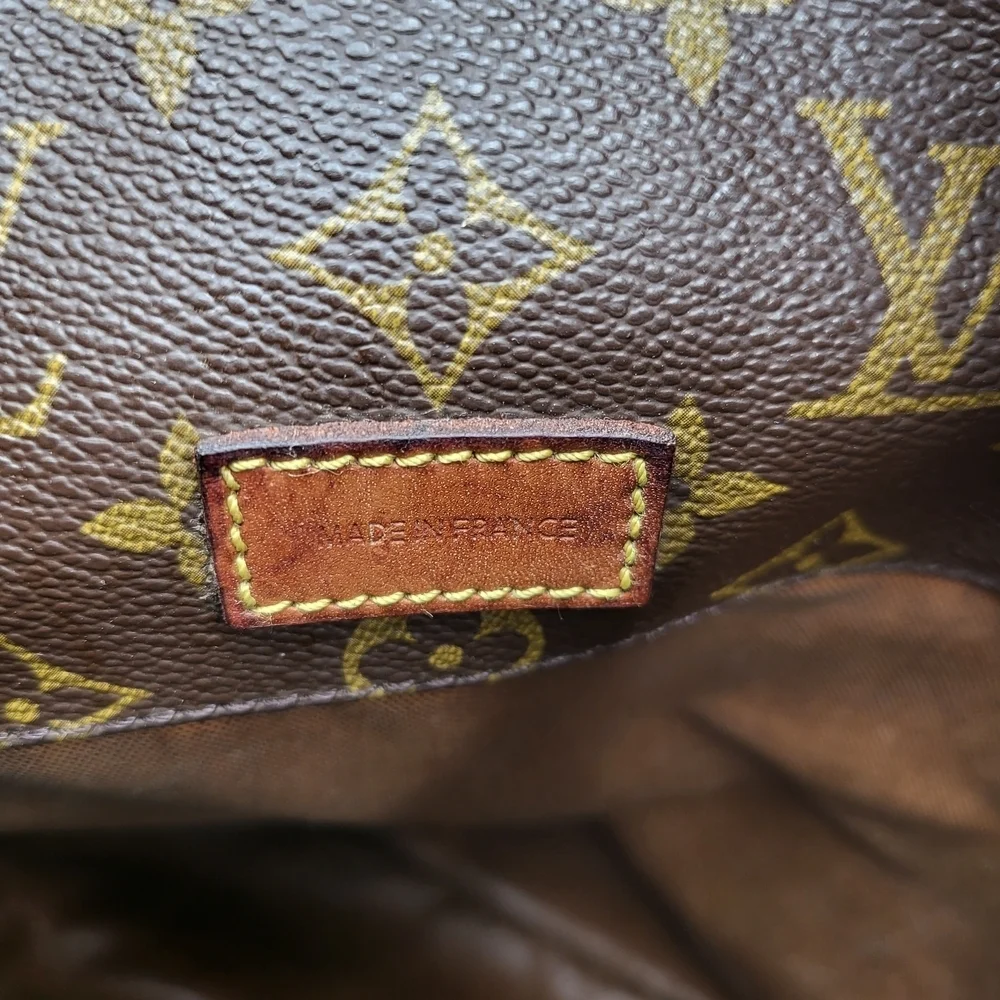 LOUIS VUITTON Monogram Sac Shopping Tote Bag..authentic..